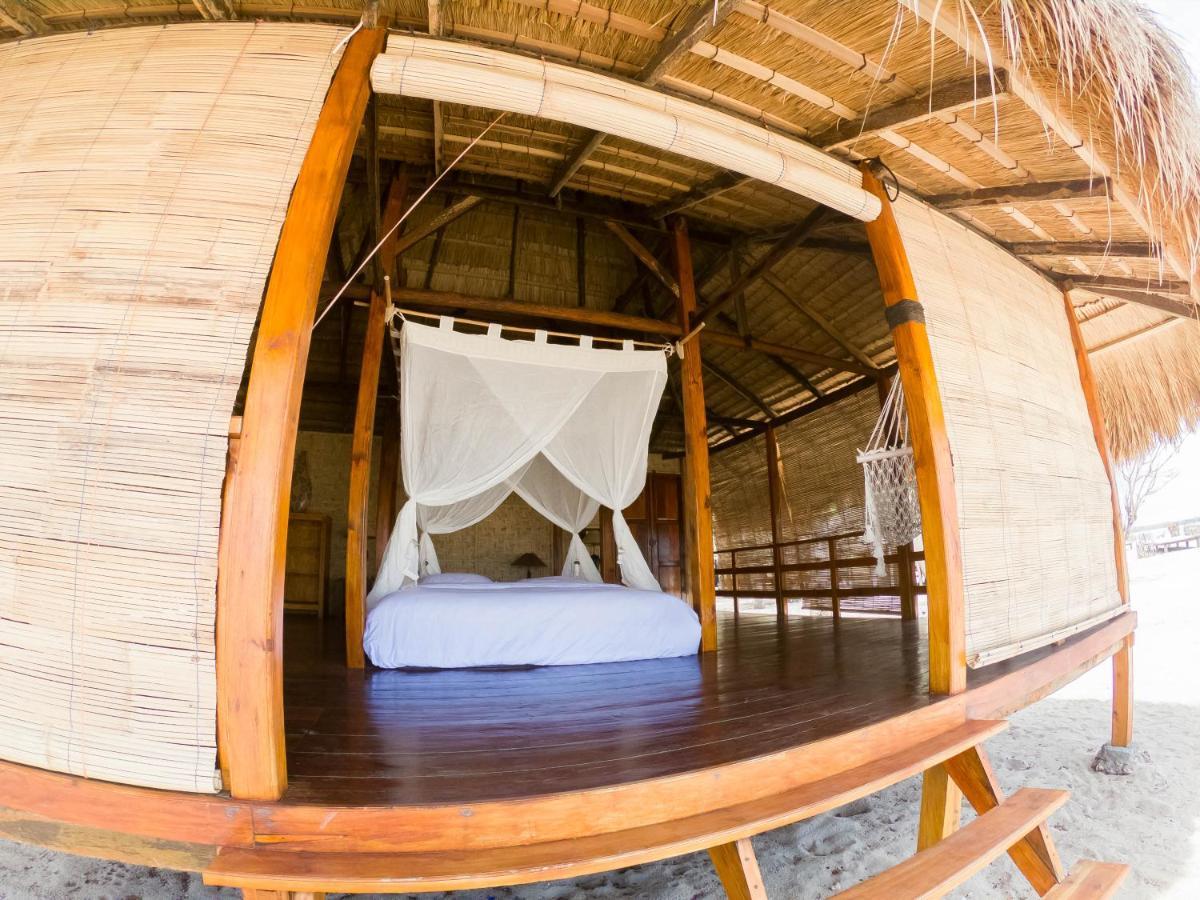 Costa Beach Resort&Club Waingapu Exterior foto