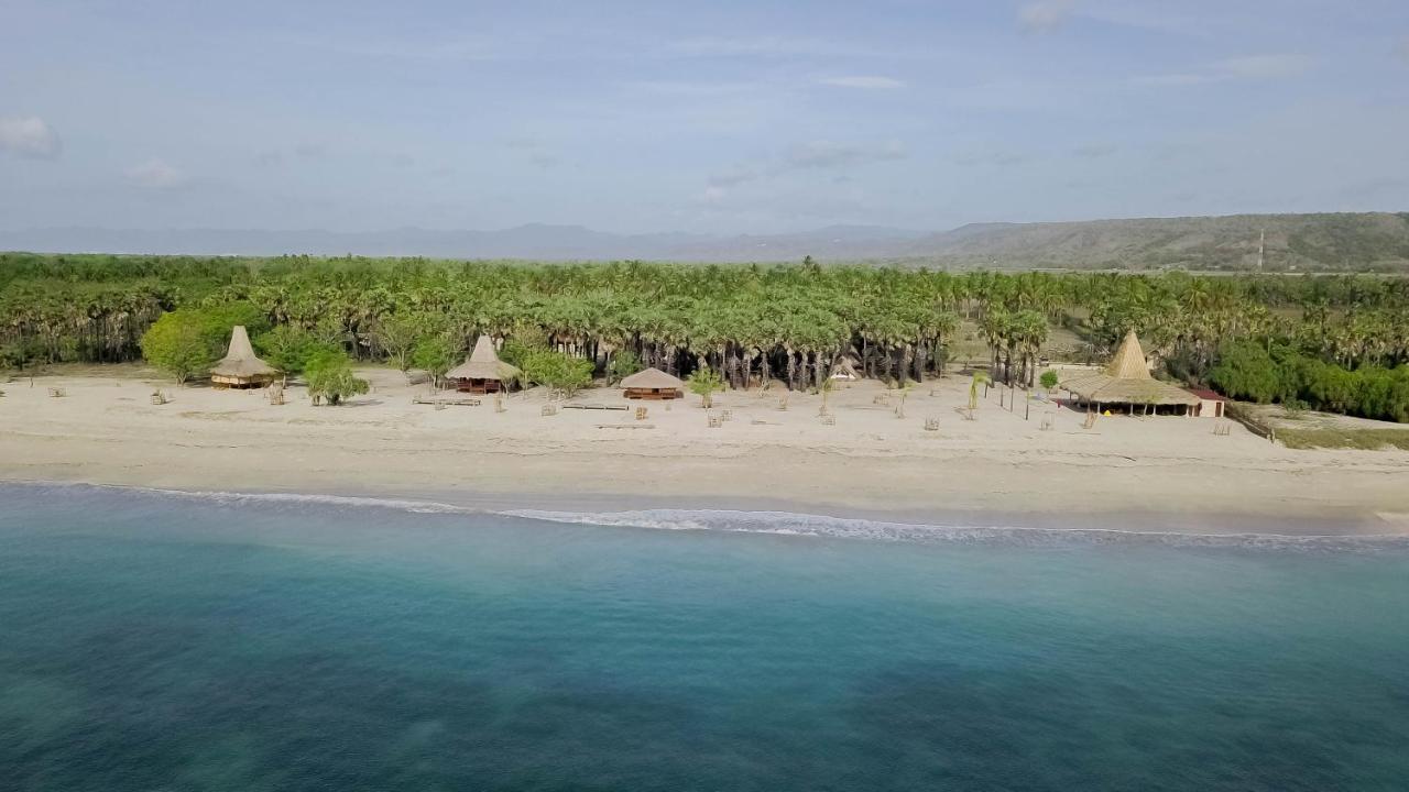 Costa Beach Resort&Club Waingapu Exterior foto